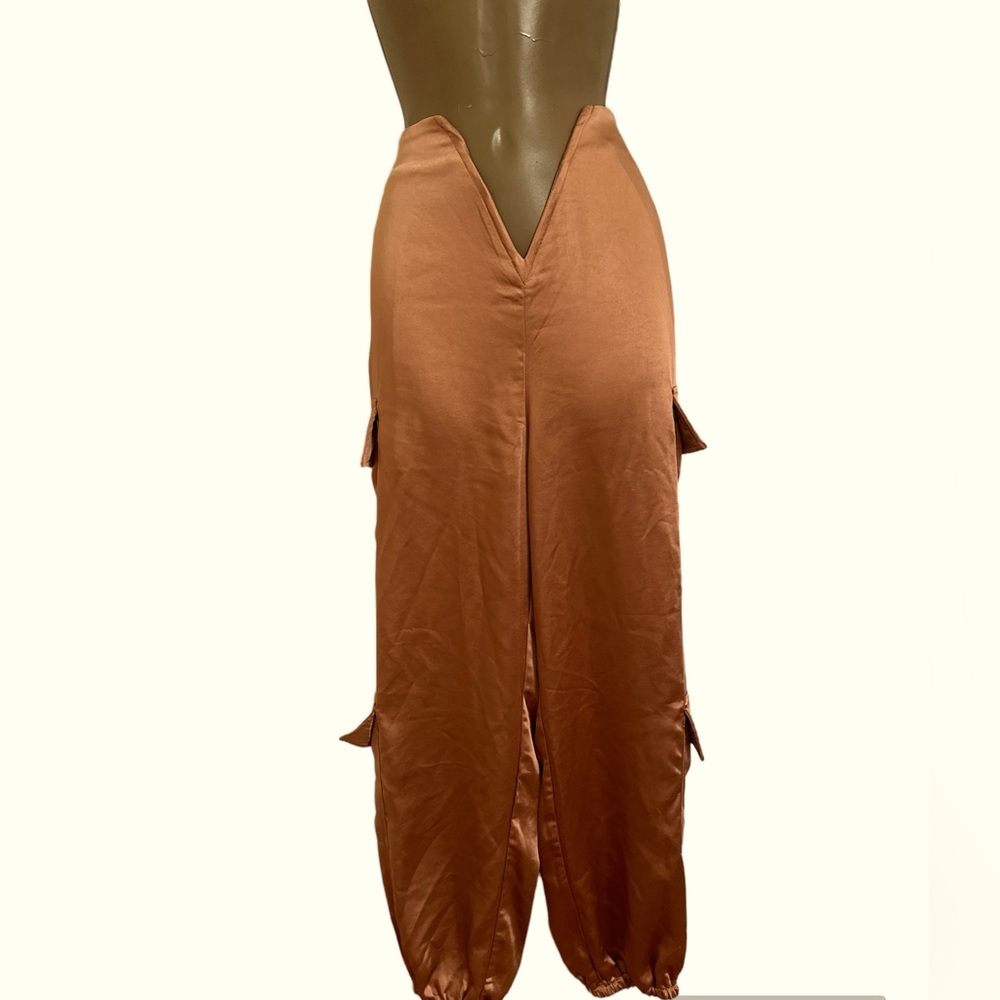 V CUT  SATIN CARGO JOGGERS